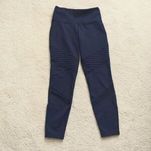 Old Navy High Rise Elevate Leggings Size S